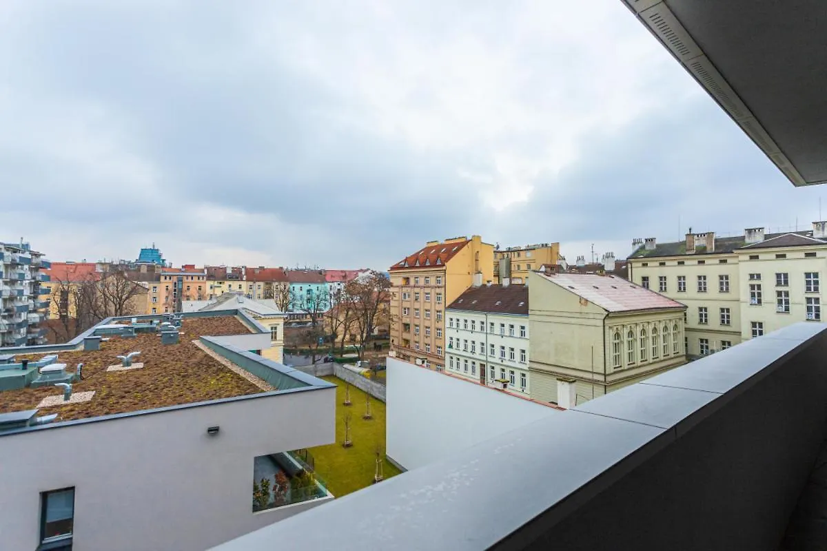 Apartment Oscar With Garage Prague