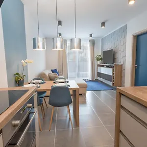 crvn3-terrace-freeparking.inbudapesthotels.com/