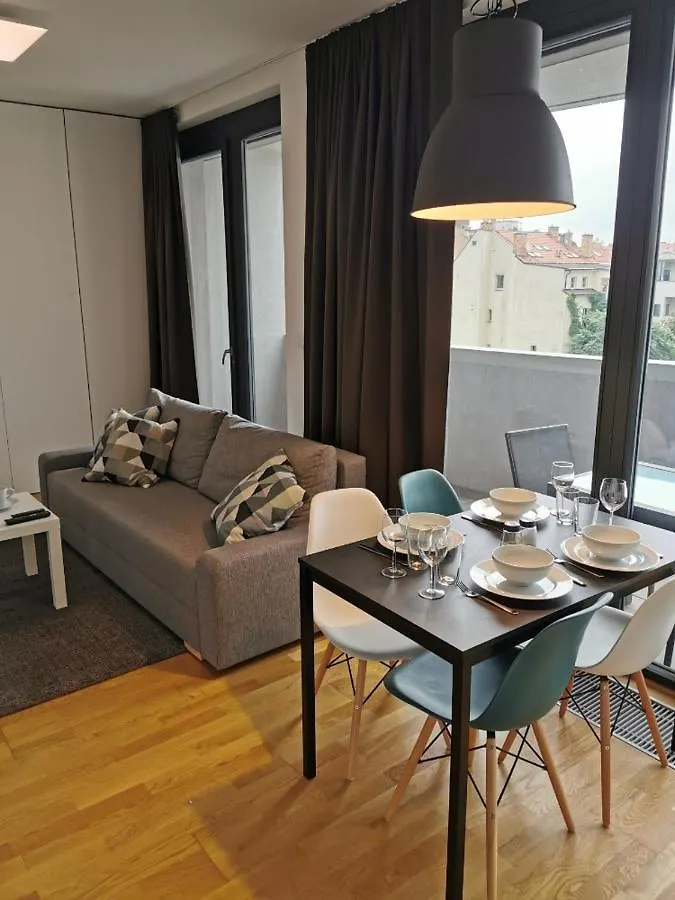 Apartment Oscar With Garage Prague Czech Republic